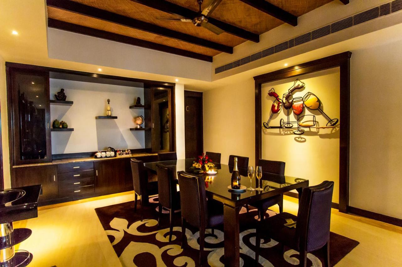 Hotel The Ananta Udaipur Exterior foto