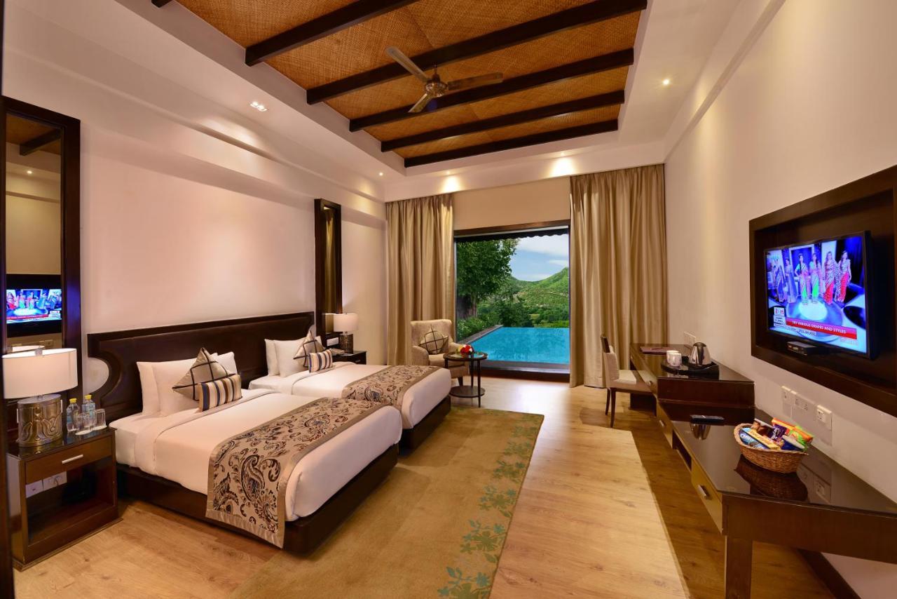 Hotel The Ananta Udaipur Exterior foto